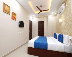 Hotel OYO 6728 Almas Residency (Kochi, India)