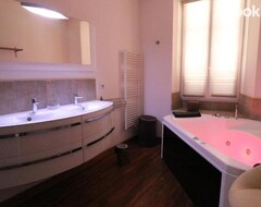 Casa/apartamento entero Luxury 1 Bedroom Quai St Pierre 2 Mins From The Palais & Croisette (Cannes, Francia)