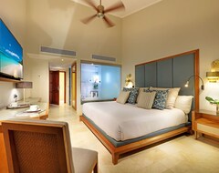 Khách sạn Grand Palladium Bávaro Suites Resort & Spa (Playa Bavaro, Cộng hòa Dominica)