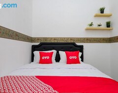 Otel Oyo 93095 New Puspa Residence (Semarang, Endonezya)