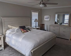 Toàn bộ căn nhà/căn hộ Luxury 2 Bedroom Condo With Garage And Private Patio (Calhoun, Hoa Kỳ)