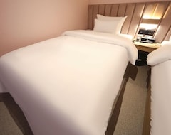 Khách sạn Hotel Lazy Heaven (Changwon, Hàn Quốc)