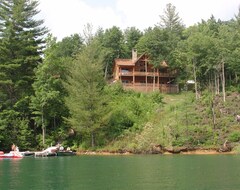 Tüm Ev/Apart Daire Lakefront With Boat Dock, Luxury Lakefront And Mountain View Home (Topton, ABD)