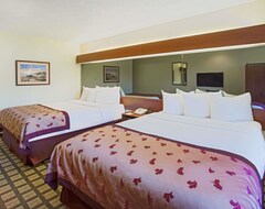 Motel Microtel Inn & Suites by Wyndham Holland (Holland, USA)
