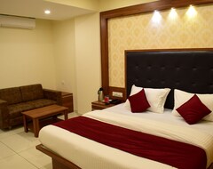 Hotelli Royal Square by Sky Stays (Ahmedabad, Intia)