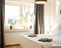 Hele huset/lejligheden Moderne 2 Zimmer Wohnung (52qm) Am Centro! (Oberhausen, Tyskland)