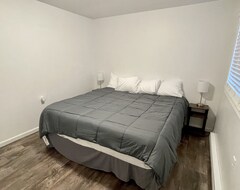 Koko talo/asunto ★spacious & Comfy Small-town Gem♥ | ♛king Bed, Pkg (Ligonier, Amerikan Yhdysvallat)