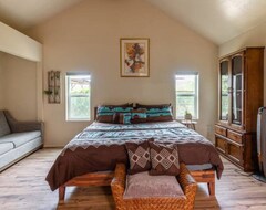 Koko talo/asunto Secluded Custom Home /w River And Mountain Views (Black Canyon City, Amerikan Yhdysvallat)