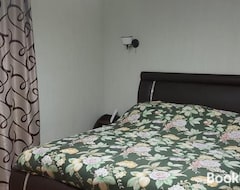 Entire House / Apartment Apartament 2-kh Komnatnyi (Falesti, Moldova)