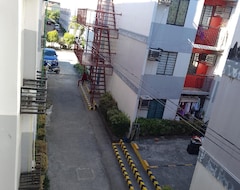 Hotel Alleja Condominium (Imus, Filipini)