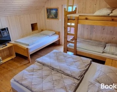 Tüm Ev/Apart Daire Mountain Apartment Uskovnica (Bohinj, Slovenya)