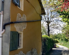 Toàn bộ căn nhà/căn hộ Cascina Grazia. Farmhouse On Monferrato Hills. (Penango, Ý)