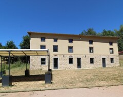 Koko talo/asunto Gîte Des Fayettes - Chambost Longessaigne (Chambost-Longessaigne, Ranska)