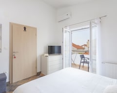 Otel Apartments & Rooms Alagic (Makarska, Hırvatistan)