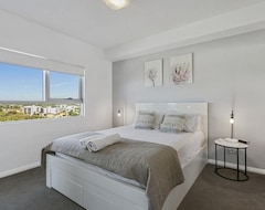 Căn hộ có phục vụ Proximity Waterfront Apartments (Redcliffe, Úc)