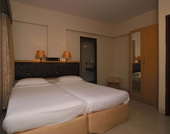 Otel Landmark Suites (Bombay, Hindistan)