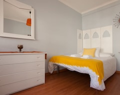 Hotel Double Room Near The Center Of A Nice Villa (Ericeira, Portugal)