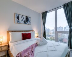 Khách sạn Luxurious 2br Suite In Jarvis (Toronto, Canada)