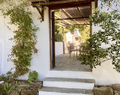 Toàn bộ căn nhà/căn hộ Your Welcoming Holiday Villa With Pool, Gardens And An Enchanting Vista! (Skiathos Town, Hy Lạp)