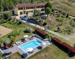 Toàn bộ căn nhà/căn hộ Vacation Home Villa Gabriella (frr300) In Ferrere - 14 Persons, 7 Bedrooms (Dusino San Michele, Ý)