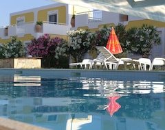 Khách sạn Hotel De Αngelo (Nea Styra, Hy Lạp)