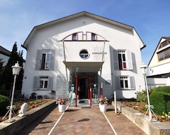 Otel Villa Waldperlach by Blattl (Münih, Almanya)