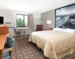 Hotel Super 8 by Wyndham Miles City (Miles City, USA)