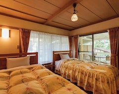 Resort/Odmaralište Izumigo AMBIENT Yatsugatake Cottage (Hokuto, Japan)