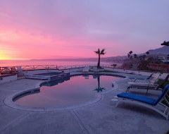 Khách sạn Casa Playa Baja Resort (Rosarito, Mexico)