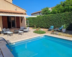 Hotel Villa By The Sea, Quiet Swimming Pool In Lush Greenery (Agde, Frankrig)