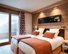 Hotelli Résidence Alpen Lodge  - Mgm Hotels & Residences - 5 Rooms 10 People (Montvalezan, Ranska)