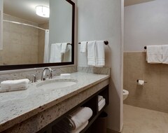 Drury Plaza Hotel Cape Girardeau Conference Center (Cape Girardeau, USA)