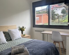 Casa/apartamento entero Large 9-bedroom House, Cabral. (Vigo, España)