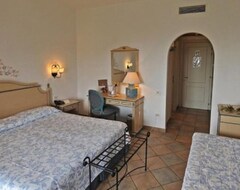 Khách sạn HOTIDAY Hotel Porto Cervo (Porto Cervo, Ý)