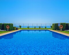 Tüm Ev/Apart Daire Beachfront Oasis 20m All-year 28c Heated Pool, Terrace & Fibre Optic Wifi (Estepona, İspanya)