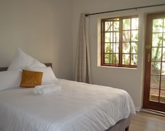 Hotel Cycad Lodge (East London, South Africa)