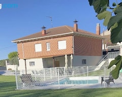 Toàn bộ căn nhà/căn hộ Casa A La Orilla Del Valcorba (Santibáñez de Valcorba, Tây Ban Nha)