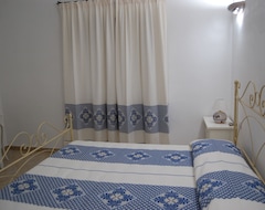 Toàn bộ căn nhà/căn hộ Nioleo - Mirto - One Bedroom Apartment, Sleeps 4 (Banari, Ý)