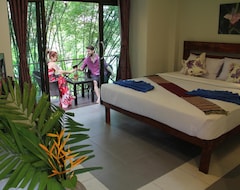 Hotelli Khao Sok Green Valley Resort (Khao Sok, Thaimaa)