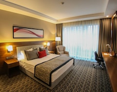 Hotel Ramada by Wyndham Nigde (Nigde, Turquía)