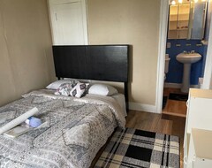 Toàn bộ căn nhà/căn hộ Nice Place Cozy Space, One Bedroom Apartment Over The Lounge #3 (Reading, Hoa Kỳ)