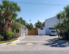 Hele huset/lejligheden Fully Furnished Unit In Nassau, The Bahamas 15 Mins Walk From Arawak Cay. (Nassau, Bahamas)