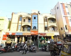 Hotel OYO 24204 Nav Bharath Residency (Hyderabad, India)