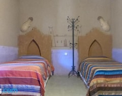 Hotel Hassi Ouzina Auberge (Merzouga, Maroko)