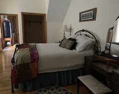 Cijela kuća/apartman Private Bedroom Small Living And Kitchen Area (Breaux Bridge, Sjedinjene Američke Države)