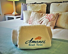 Khách sạn Amanzi Beach House (Umzumbe, Nam Phi)