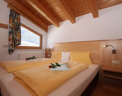 Hotelli Apart Alpina (Pettneu am Arlberg, Itävalta)