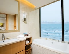 Otel Sheraton Yantai Golden Beach Resort (Yantai, Çin)