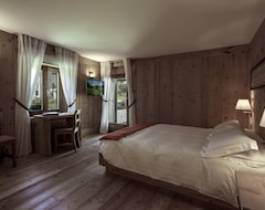 Hotel Stüva Colani (Madulain, Switzerland)