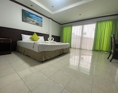 Hotel Sue@Cozy (Kata Beach, Thailand)